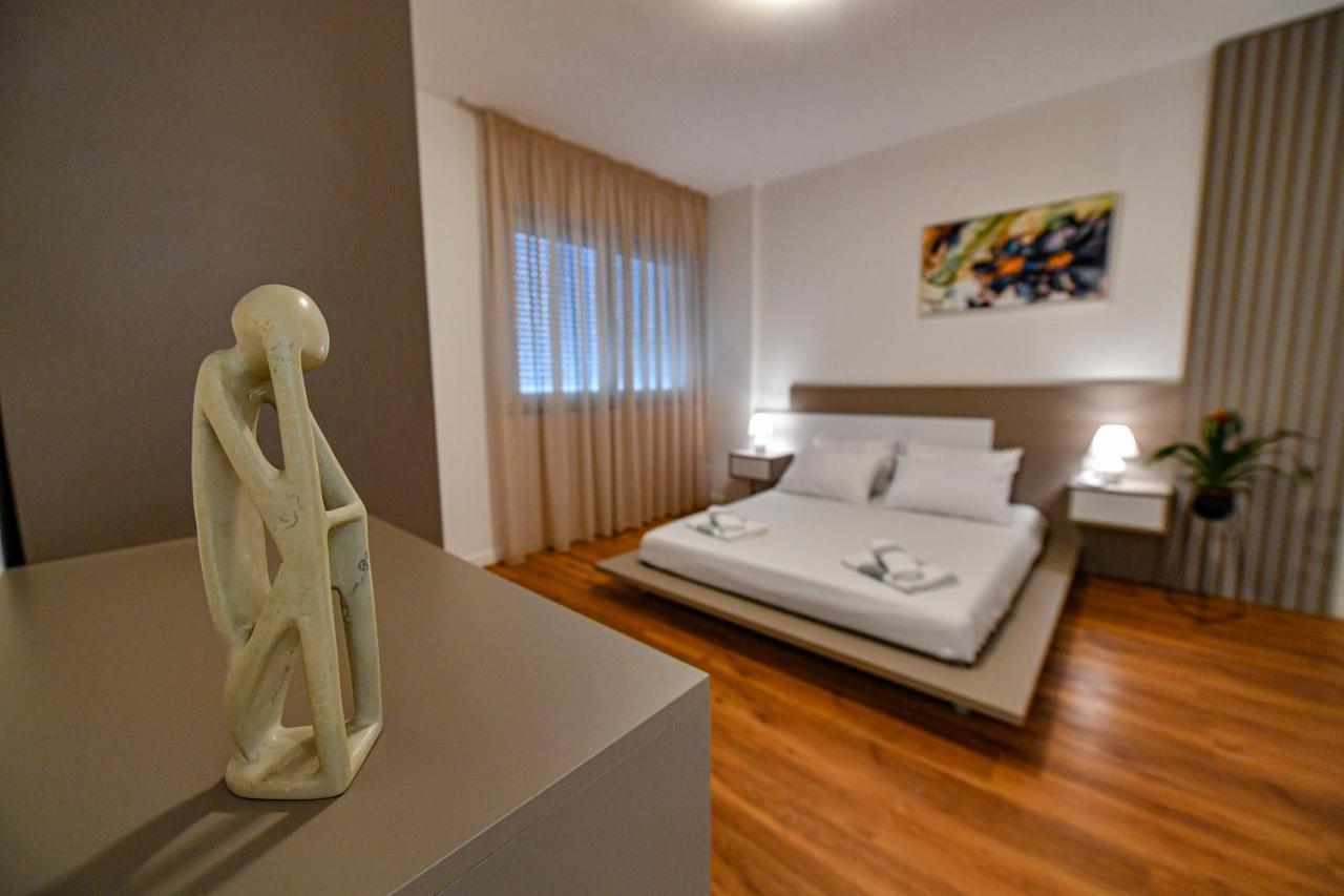 New Central Apartment Shkoder Exterior photo